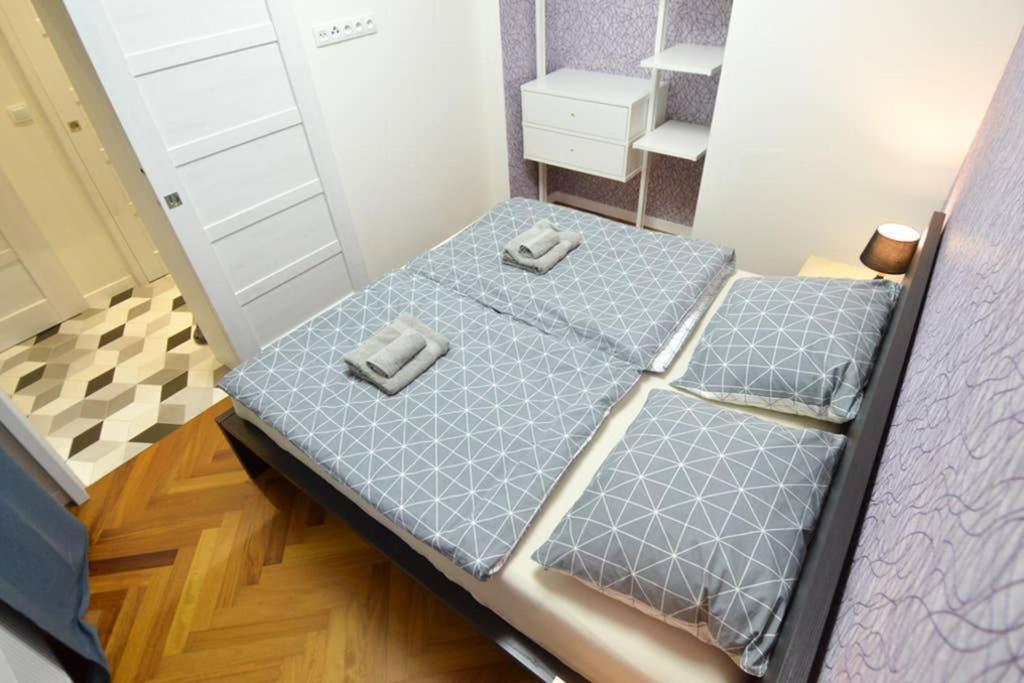 Brandly New Apartment Andel プラハ エクステリア 写真